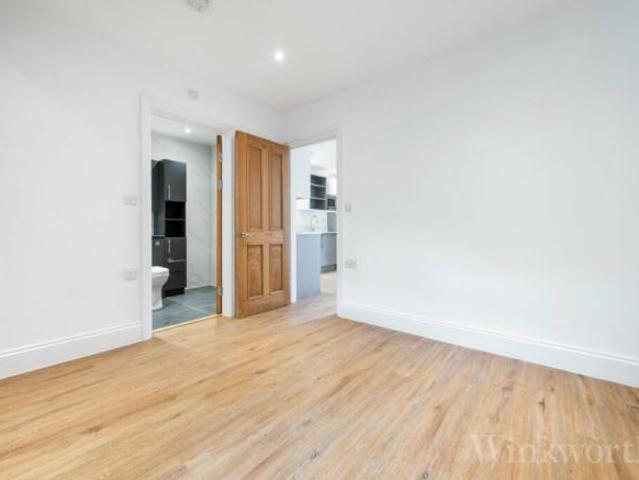 Apartment for rent in Cat Hill