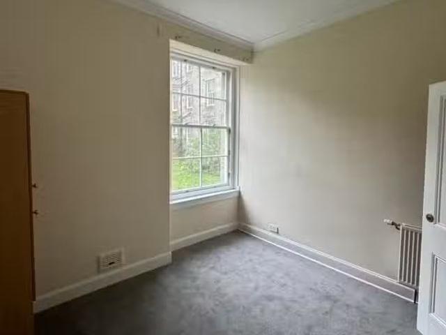 Apartment for rent in Lorne, Leith