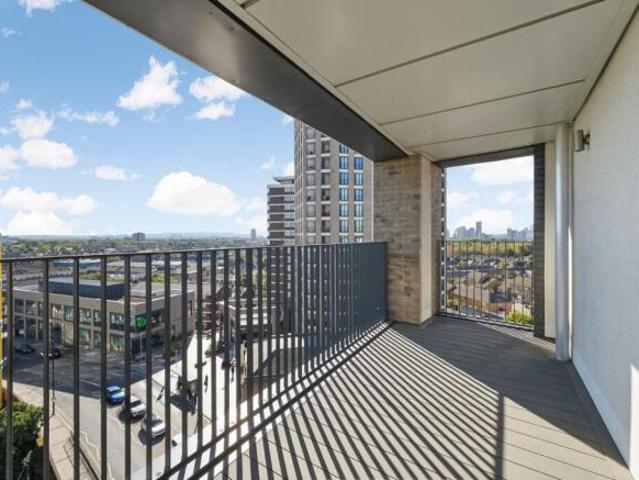 Apartment for rent in Cat Hill, England