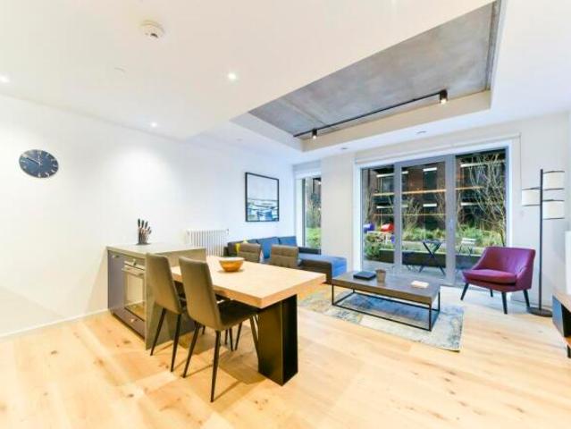Apartment for rent in Goodluck Hope, Blackwall
