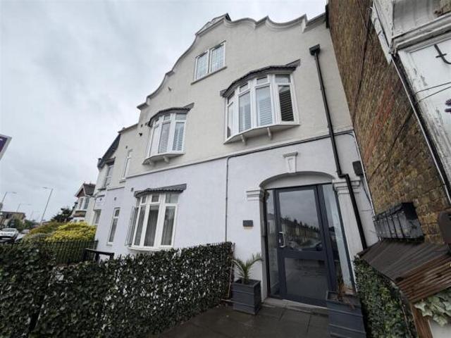 Apartment for rent in Kingston Upon Thames, Greater London