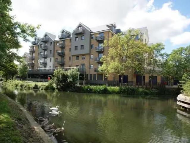 Apartment for rent in Falcon Lodge, Wales