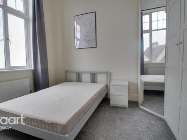 Apartment for rent in Brompton, Gillingham