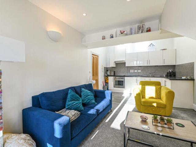 Apartment for rent in Hampshire