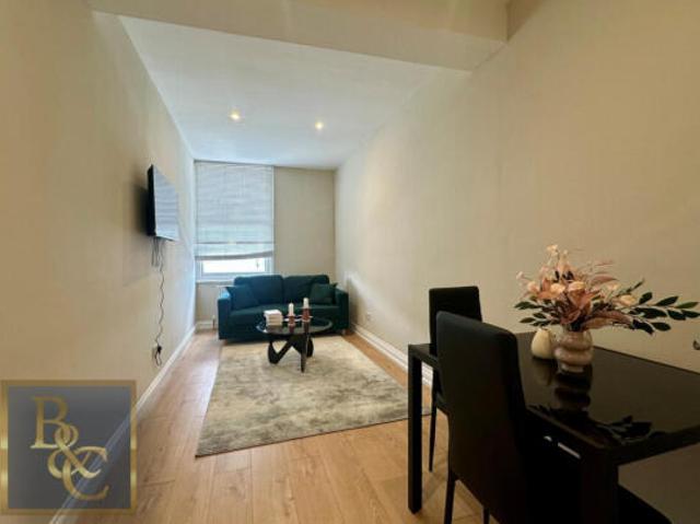 Apartment for rent in Camden Town, Greater London
