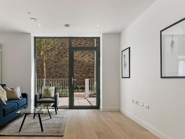 House for rent in Lyons, Greater London
