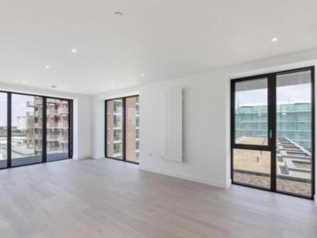 House for rent in Lyons, Greater London