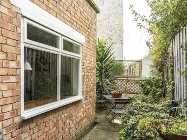 Apartment for rent in Cat Hill