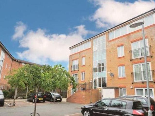 House for rent in Ruislip, Greater London