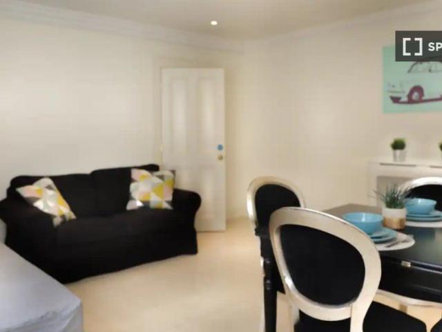Apartment to rent in Bluebell, North Tipperary