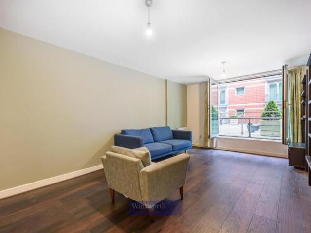 Apartment for rent in Cat Hill, England