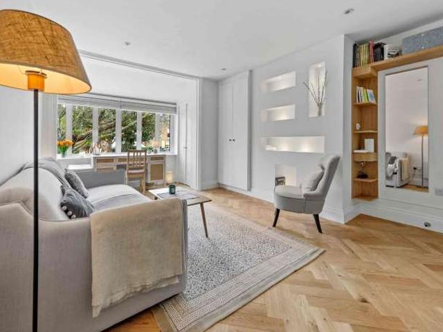 Apartment for rent in Fulham, Greater London