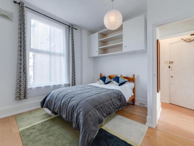 Apartment for rent in Cat Hill
