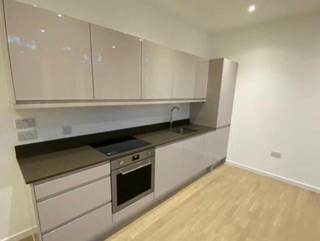 House for rent in Surrey, England