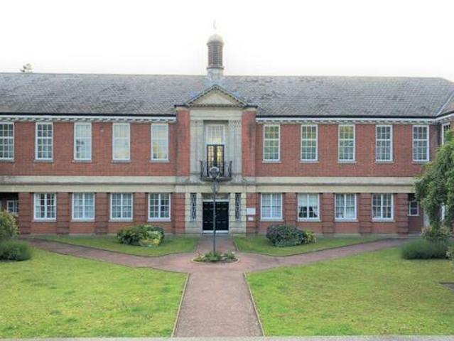 House for rent in Lyons, Greater London