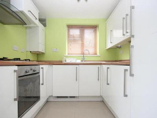 House for rent in Follaton, Strode