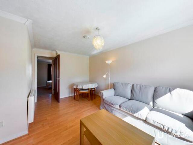 Apartment for rent in Lorne, Leith