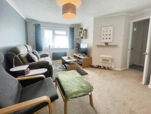 Apartment for rent in Five Acres, Hertfordshire