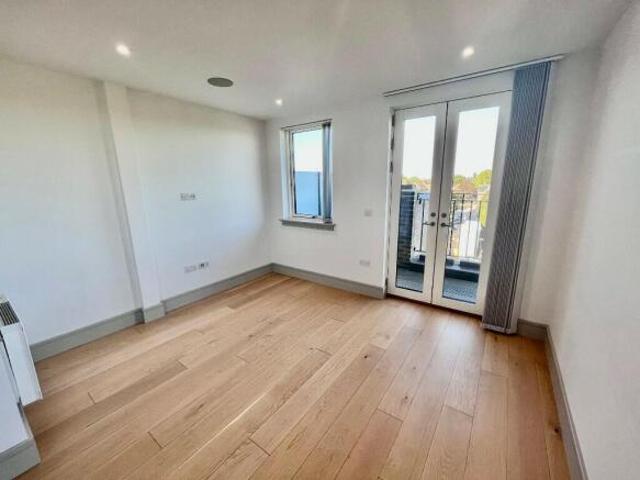 Apartment for rent in Isleworth, Greater London