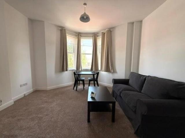 Apartment for rent in Llandaff North, Wales