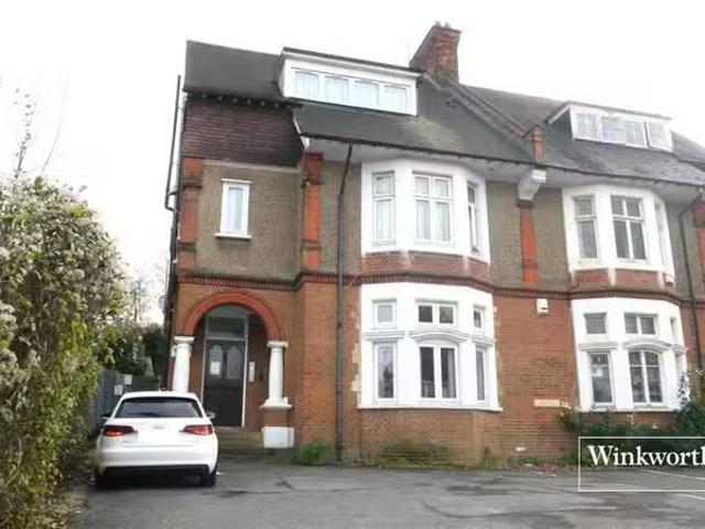 Apartment for rent in Arkley, Greater London