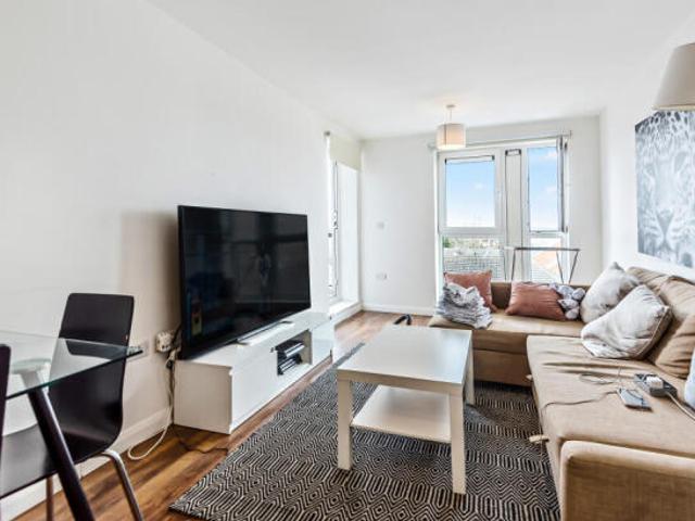 Apartment for rent in Slough
