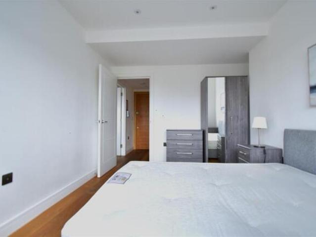 Apartment for rent in Slough
