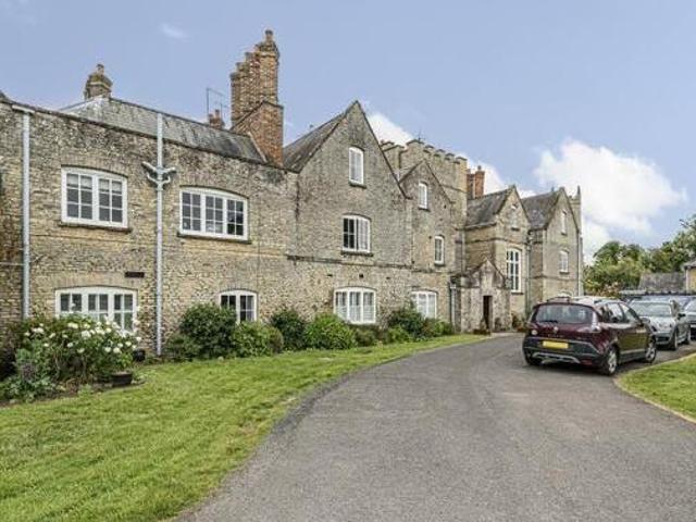 House for rent in Lyons, Greater London