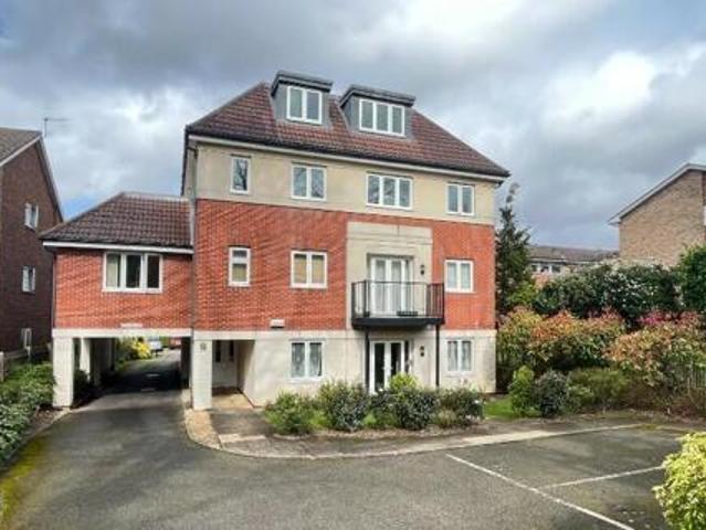 House for rent in Surrey