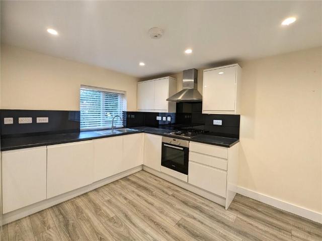 Apartment for rent in Ickenham