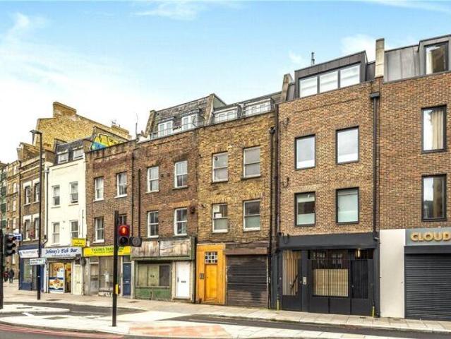 Apartment for rent in Cat Hill, England