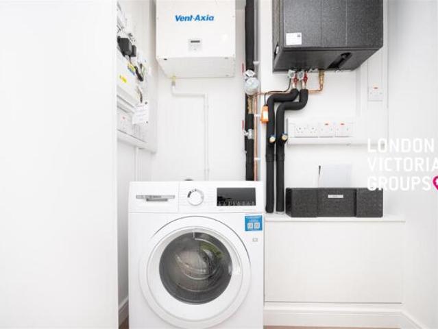 Apartment for rent in Cat Hill, England