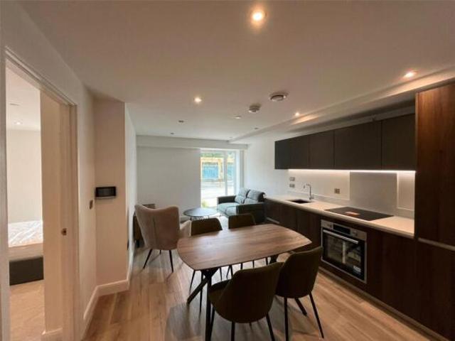 Apartment for rent in Richmond Hill, West Yorkshire