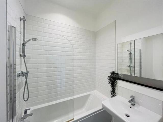 Apartment for rent in South Lane, West Yorkshire