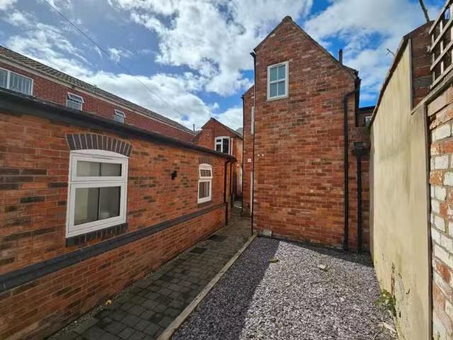 Apartment for rent in Green Close, Warwickshire