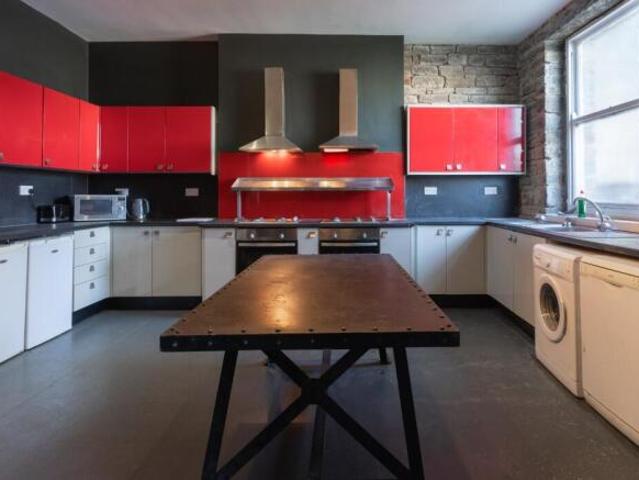 Apartment for rent in Huddersfield, West Yorkshire
