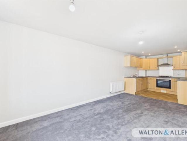 Apartment for rent in Budlake, Devon