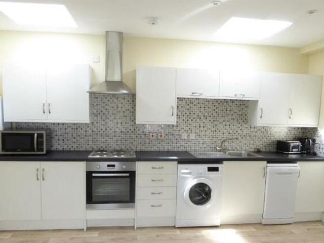 House for rent in Lyons, Greater London