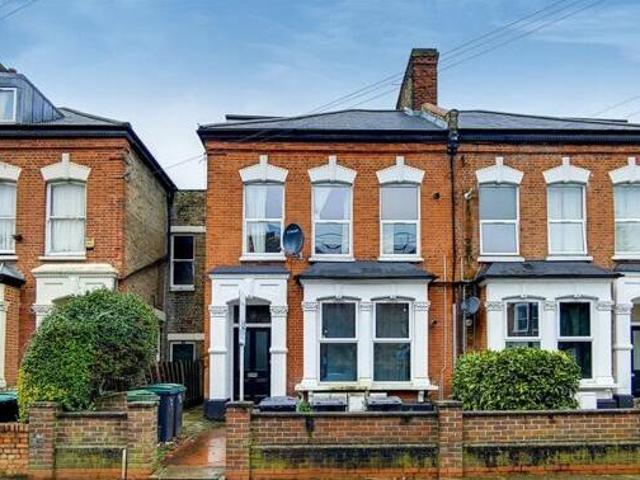 House for rent in Lyons, Greater London