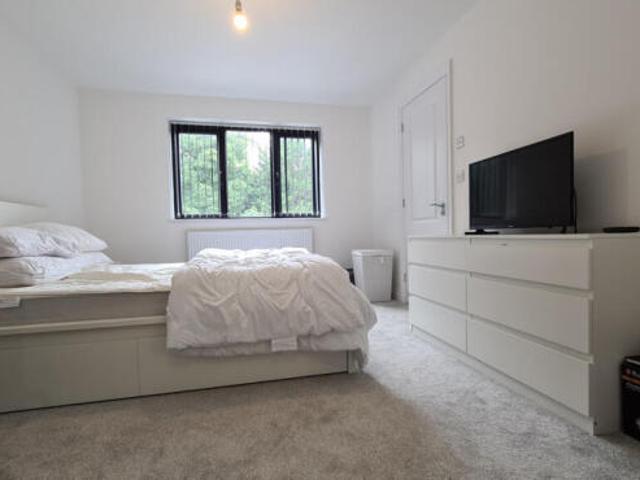 Apartment for rent in The Butts, Kent