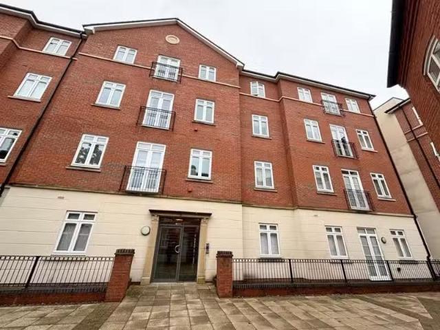 Apartment for rent in South Lane, West Yorkshire
