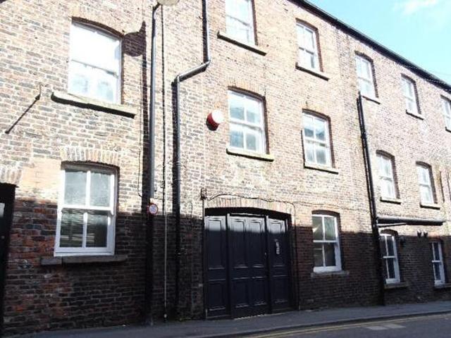 House for rent in Belle Isle, West Yorkshire
