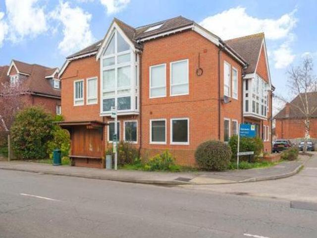 House for rent in Surrey
