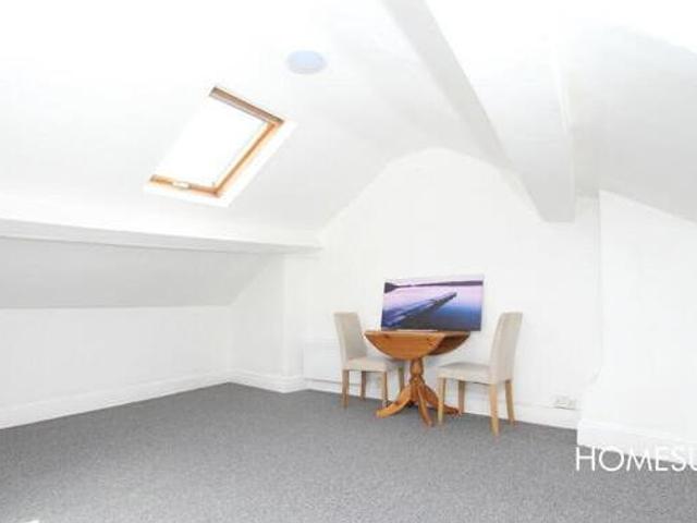House for rent in Calderstones