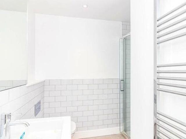 House for rent in Lyons, Greater London