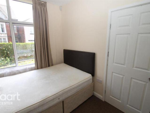 Apartment for rent in Newfoundpool, Old Wharf