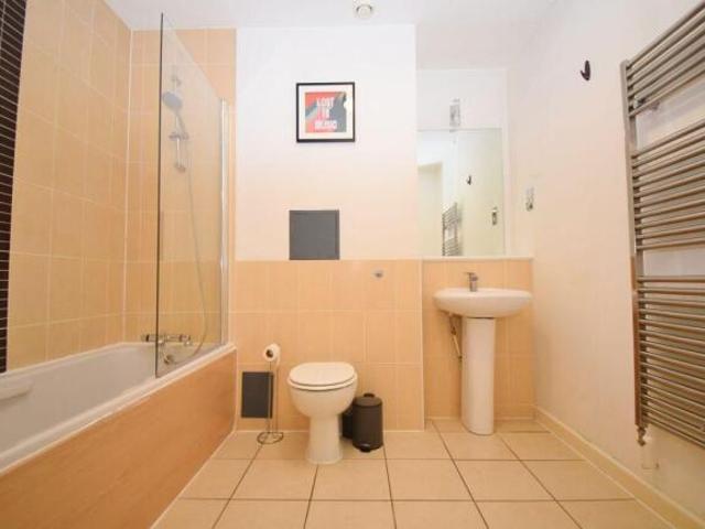 Apartment for rent in Ruislip, Greater London