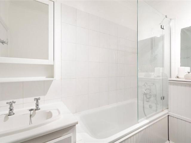 Apartment for rent in Cat Hill, Isle Of Man