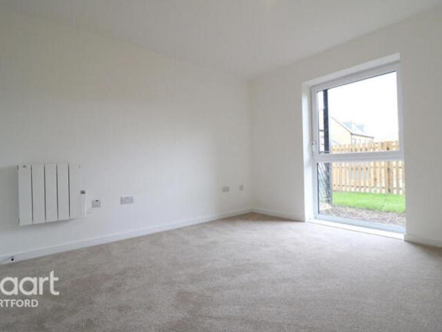 Apartment for rent in Castle Hill, Monks Orchard