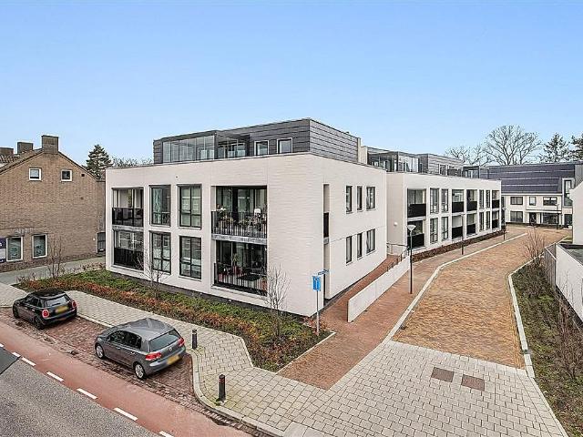 Appartement te huur in Waalre, Noord Brabant